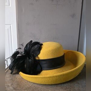 Bollman Hat Co - Vintage Elegant 100% Wool Yellow Hat with Black Feather Accent